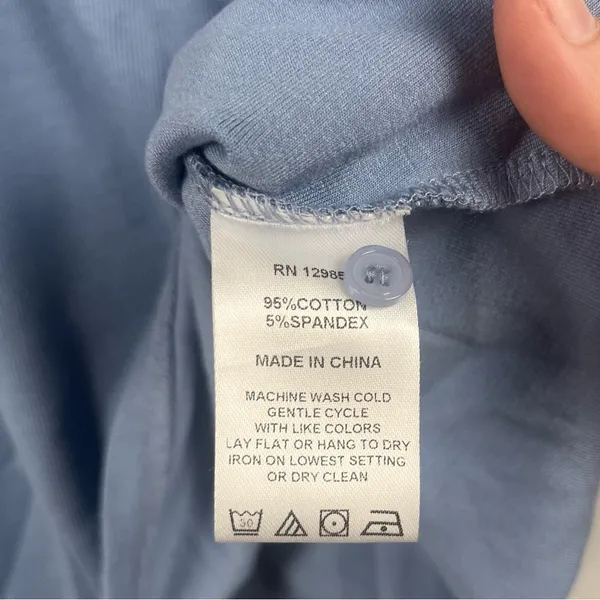 The shirt by Rochelle Behrens THE SLEEVELESS BRETT SHIRT in slate blue large - Image 4