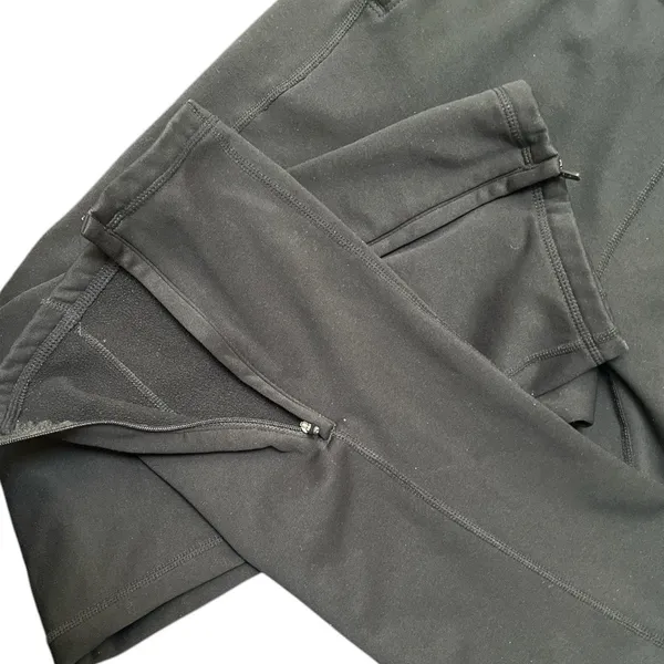 Therma-FIT Women’s Fleece Sweatpants – Size Medium - Image 2