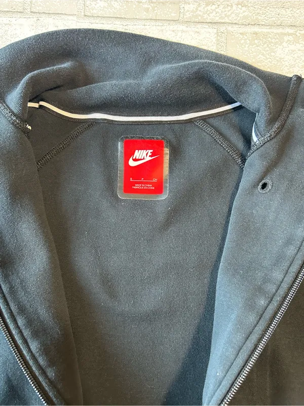 Nike Tech Fleece Moto Cape Women’s Full-Zip Jacket - Black Size Small - Image 5