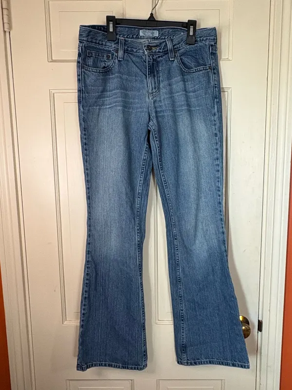 American Eagle Favorite Fit Low Rise Flare Jeans Sz 6 Regular Y2K vintage - Image 10