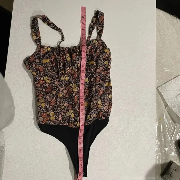 Abercrombie & Fitch Women’s Floral Smocked Bodysuit Size XS - Image 8