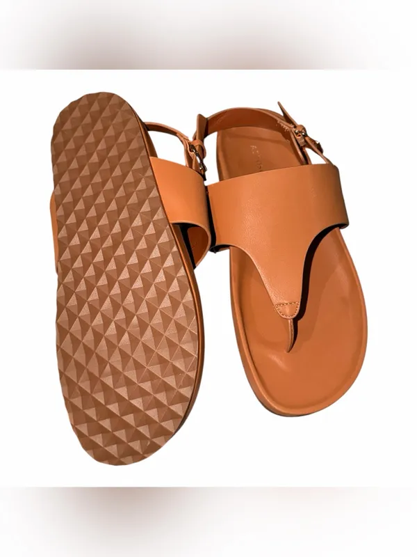 NEW Aerosoles Tan Cognac Thong Sandals with Buckle Ankle Strap 9.5W - Image 4