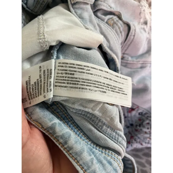 Hollister Low Rise Boyfriend Shorts sz 0 Light Wash Paint Splatter‎ Y2K Festival - Image 8