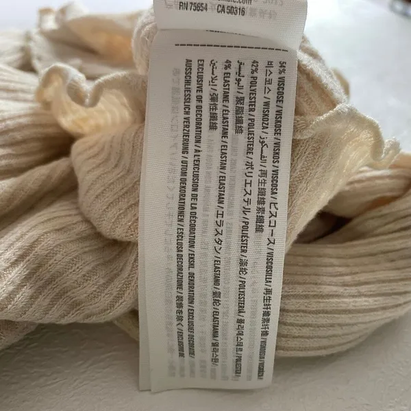 Abercrombie & Fitch Ribbed Lettuce Hem Crop Top Beige Size S - Image 7