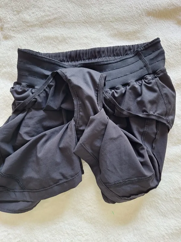 LULULEMON Black Hotty Hot Lined Running Shorts Women's Size 2 Inseam 4.5 - Image 7