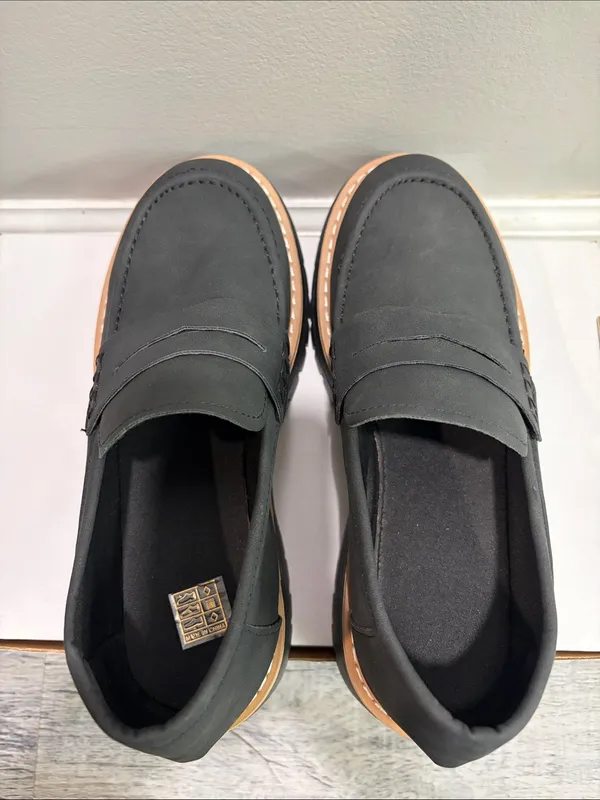 Black Suede-Like Lug Sole Penny Loafers EU 38 New in Box - Image 8