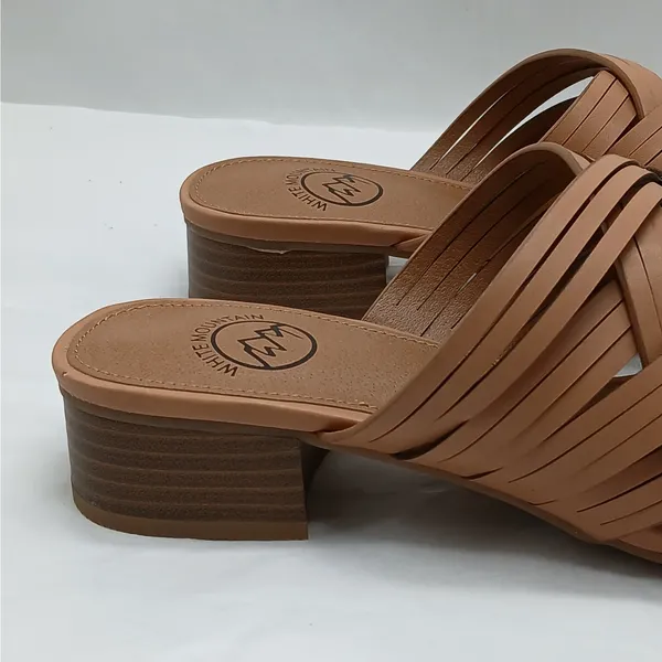 White Mountain Women's Sandals Slides Size 8M Brown Slip On Minimalist Shoes - Image 7