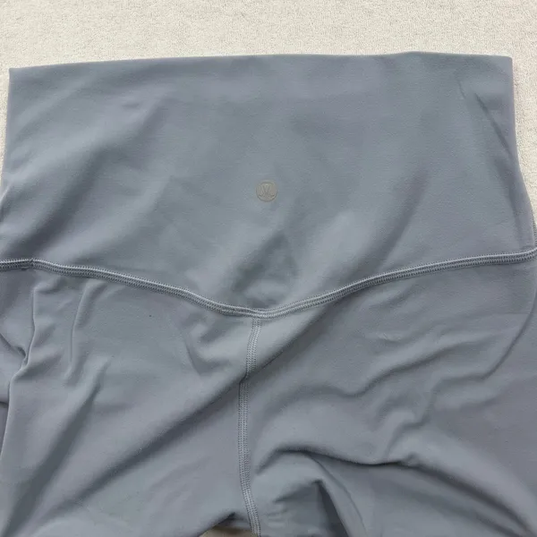 Lululemon Align High-Rise Crop Leggings Blue Size 6 Buttery Soft Yoga Athletic - Image 3
