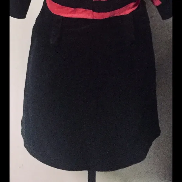 Black Corduroy Mini Skirt: Pockets, A-line Style, Sz. Medium - Image 3