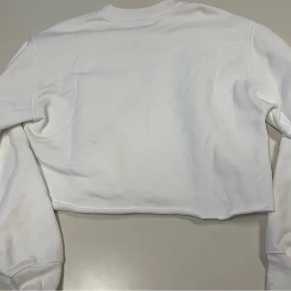 TNA Women's White Cropped Fleece Sweatshirt: Size Small - Image 9