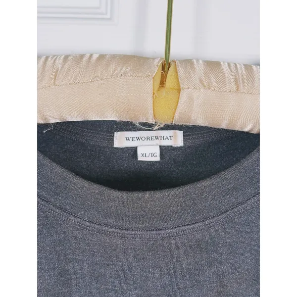 WeWoreWhat Cropped Sweatshirt Size XL Gray Casual Lounge Minimalist Cozy Comfort - Image 4