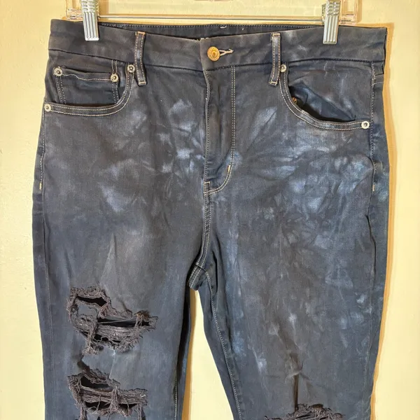 American Eagle Curvy Super High-Rise Flare Jeans Size 12 Short Navy - Image 2