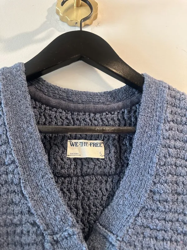 FREE PEOPLE Ava Knit Vest in Blue Size Small - Image 6