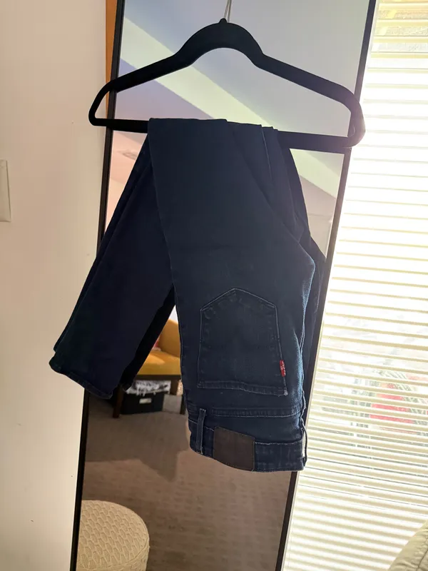 Levi's Women's Dark Skinny Jeans - Image 4