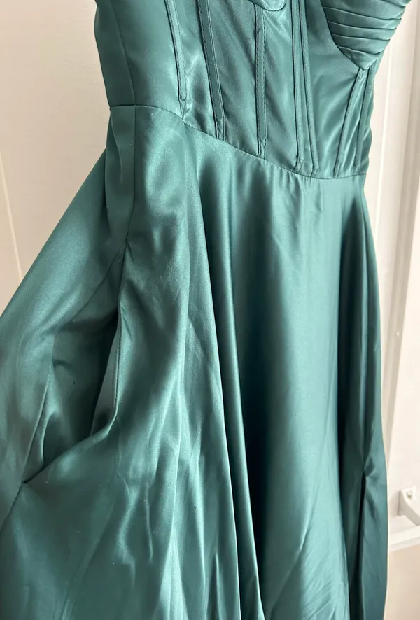 Macy's Dark Green Prom Dress - Image 3