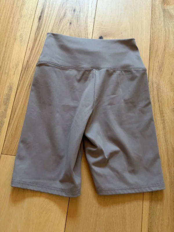 Garage Taupe Brown High Waisted Active Biker Shorts 7" Inseam XS - Image 3