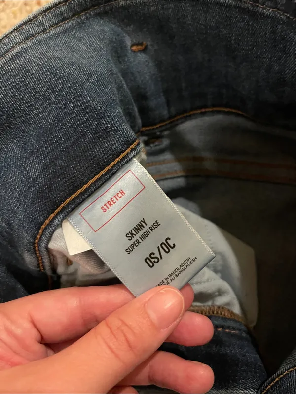 Express super high rise jeans size 0S - Image 5