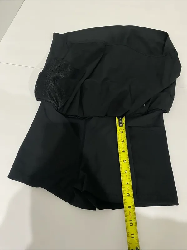 NWT Old Navy Mid-Rise StretchTech Run Shorts 3-inch inseam Size M - Image 9