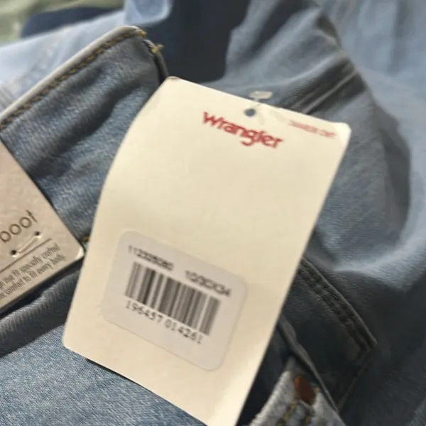 Wrangler NWT Seamed Flare Boot Cut High Rise Bold Boot Jean 10/30 X 34 - Image 11
