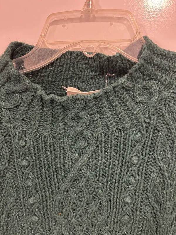 Vintage Express Handknitted Green Sweater Women’s size Large Cable Knit Academia - Image 2