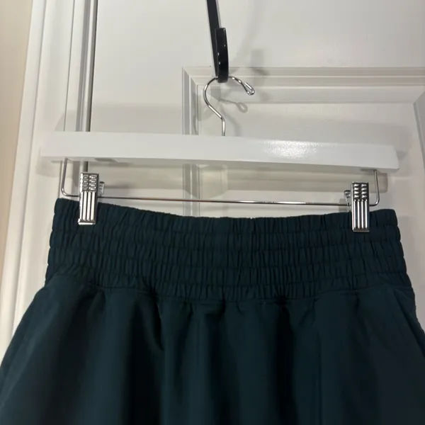 Offline by Aerie Low Rise Mini Activewear Skort Size Women’s Small - Image 2
