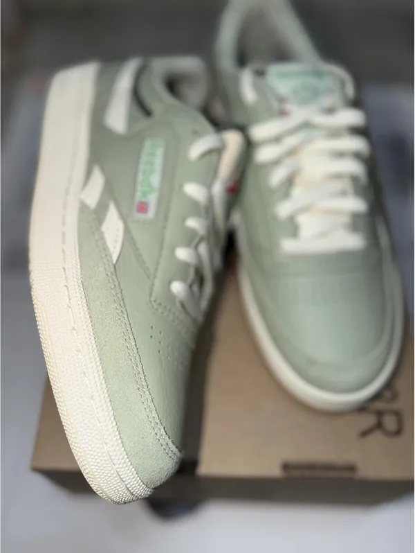 Size 9 US Women’s Reebok Club C Revenge Vintage Tennis Shoes Sneakers Green Chalk - Image 7