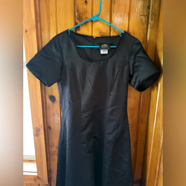 Elegant Black Evening Dress‎ Stage accents Dress size 10 - Image 4