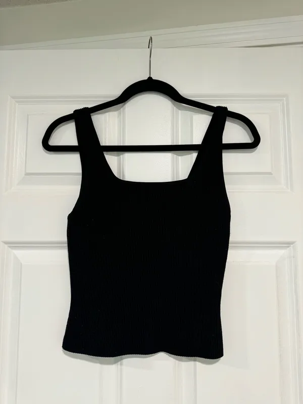 Aritzia Babaton Sculpt Knit Tank Square Neck - Image 2