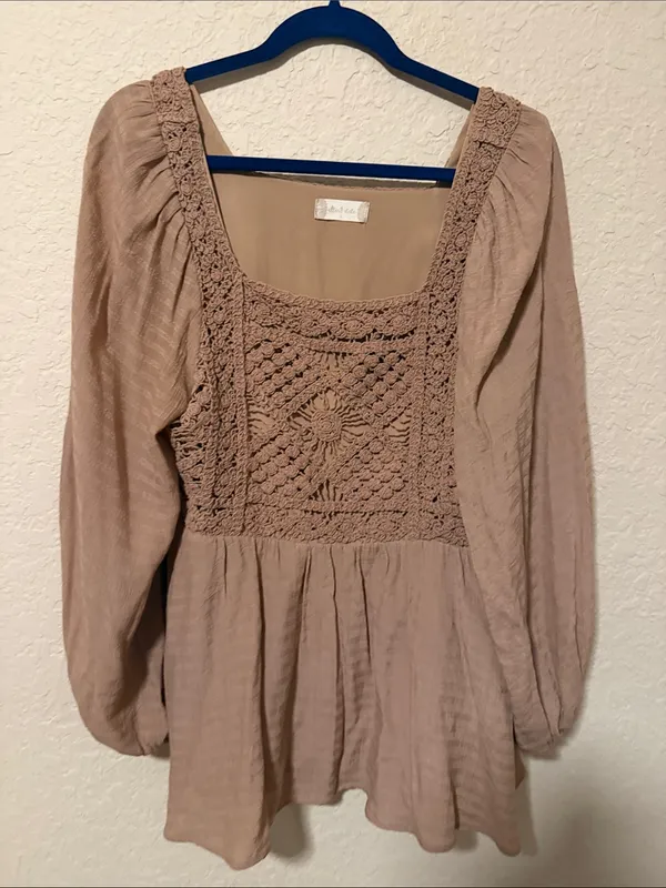 Altar'd State Mauve-Taupe Crochet Square-Neck Peasant Top - Image 2