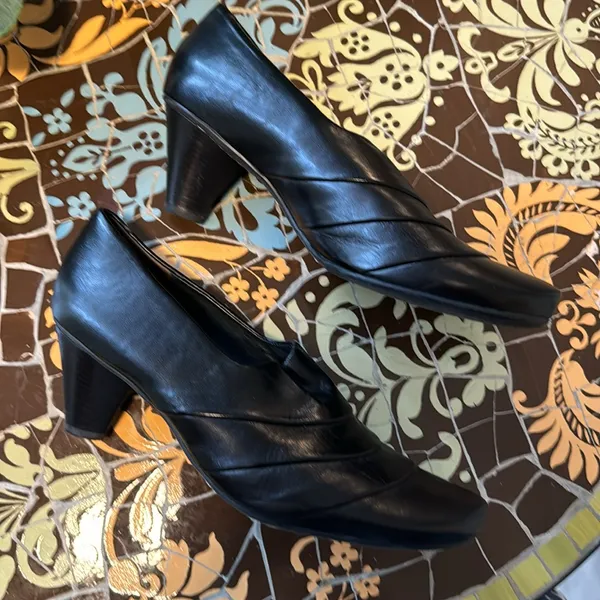 PAUL GREEN BLACK LEATHER PUMP HEEL Sz: 6.5 - Image 4