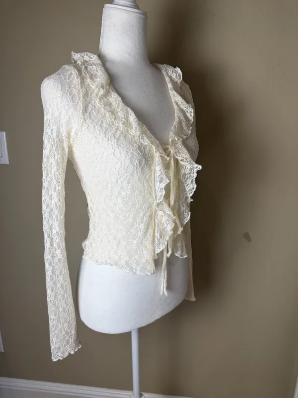 Thirty/Thirty LA Sheer Cream Lace Tie Front Ruffle Top Size XS - Image 7