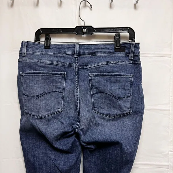 Lee Modern Series Curvy Fit Bootcut Jeans Medium Wash Blue Size‎ 12S Short - Image 6