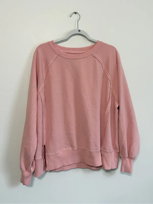 NWT American Eagle Big Hug Crew Neck Oversized Sweatshirt Light Pink XS NEW - Image 2