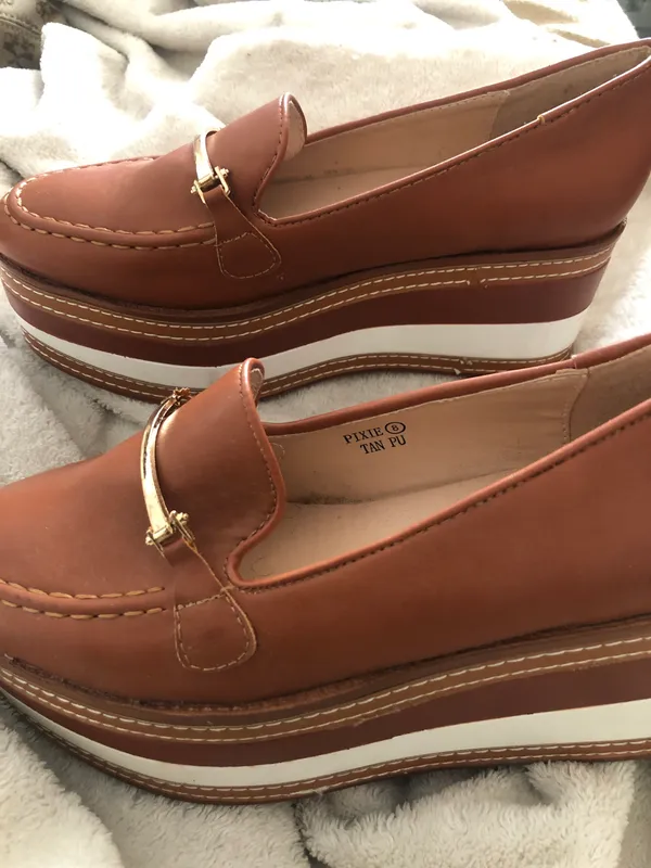 Wedge Shoes Brown Size 8 - Image 3