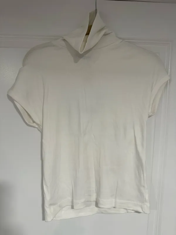Zara White Mock Neck Top Short Sleeve - Image 3