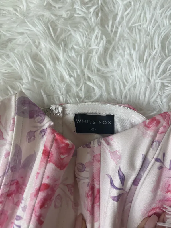 White Fox Corset Floral Top - Image 4