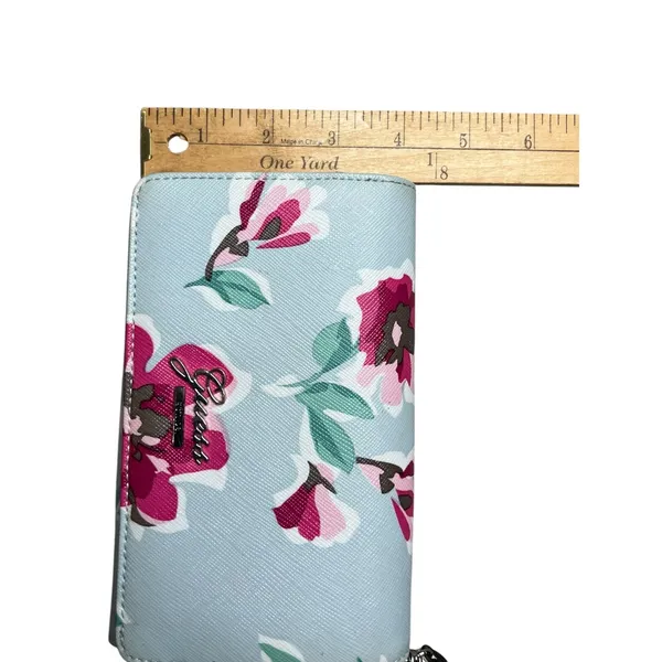 GUESS Kamryn Floral Saffiano Faux Leather Wristlet Wallet - Light Blue/Pink - Image 3