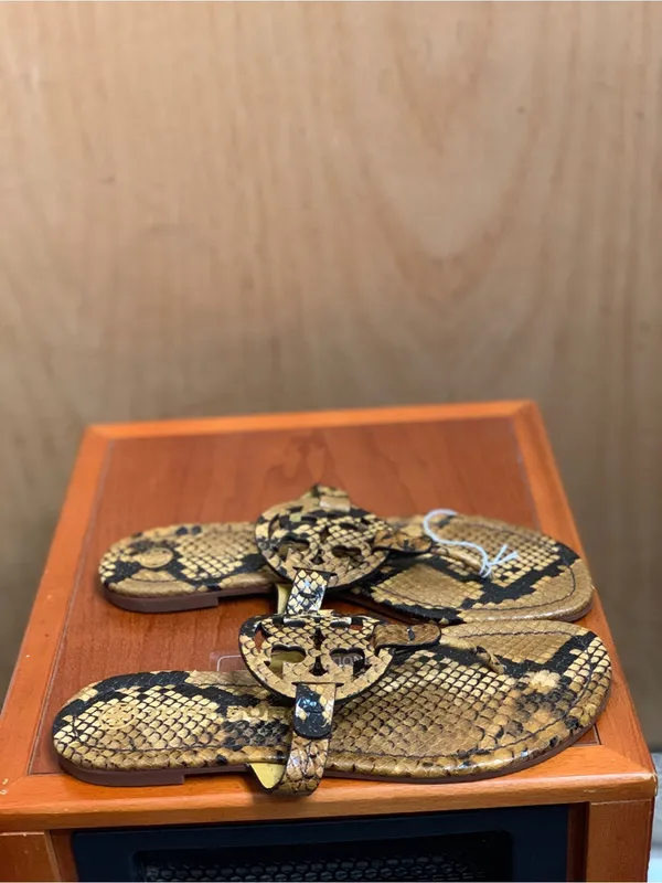 Tory Burch Brown Snake-Print Stamped Slip On Thong Sandals Size-6.5 Resort Glam - Image 4