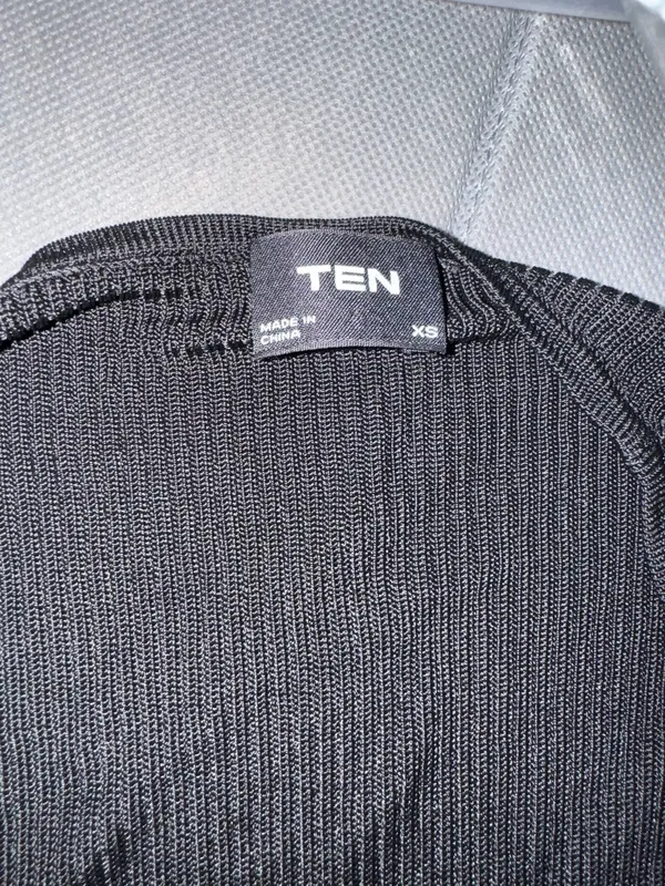 Ten Tank Top Aritzia - Image 2