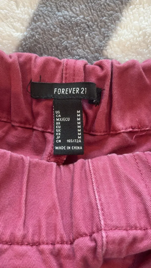 Forever 21 Cargo Pants Women’s - Image 4
