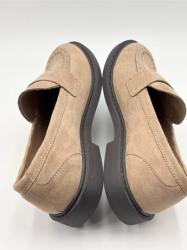 Old Navy Women's Suede Penny Loafers in Taupe‎ Size 6 - Image 9