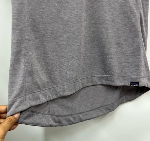 Patagonia M Gray Top capilene cool trail ultra soft technical performance shirt - Image 10