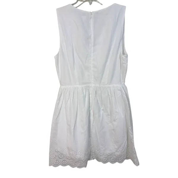 J.Crew Eyelet Mini‎ Dress 8 White Excellent Scalloped Surplice V-Neck - Image 2