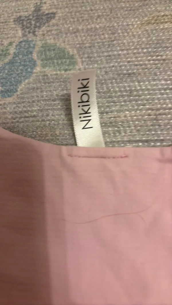 NIKIBIKI Seamless Cropped Top square neck - Image 3