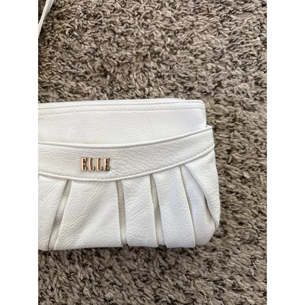 Elle Women's‎ White Clutch with Wristlet strap 10"x 6" - Image 3