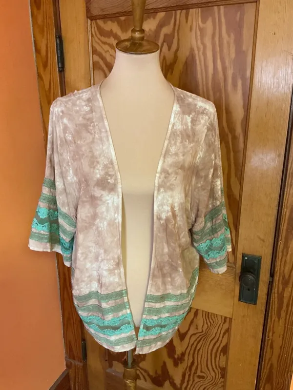 WYLD HEART Boho Tie Dye Kimono Cardigan Taupe Teal Lace Trim Open Front Size L - Image 12