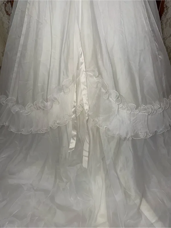 Stunning Vintage 1970s Bridal Originals Victorian High Neck Wedding Gown - Image 5