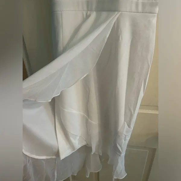 Women’s white dress Size 14 - Image 2