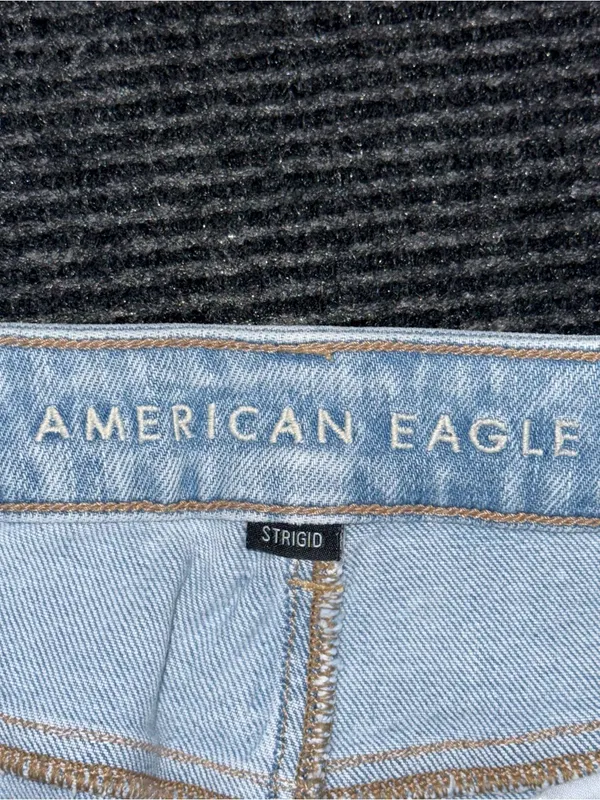 American Eagle Mom Jean Light Blue Wash Strigid Denim Women’s 2 X-SHORT - Image 7