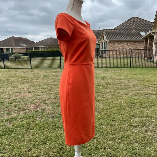 Alice + Olivia Aleah Off Shoulder Orange Sheath Dress - Image 6